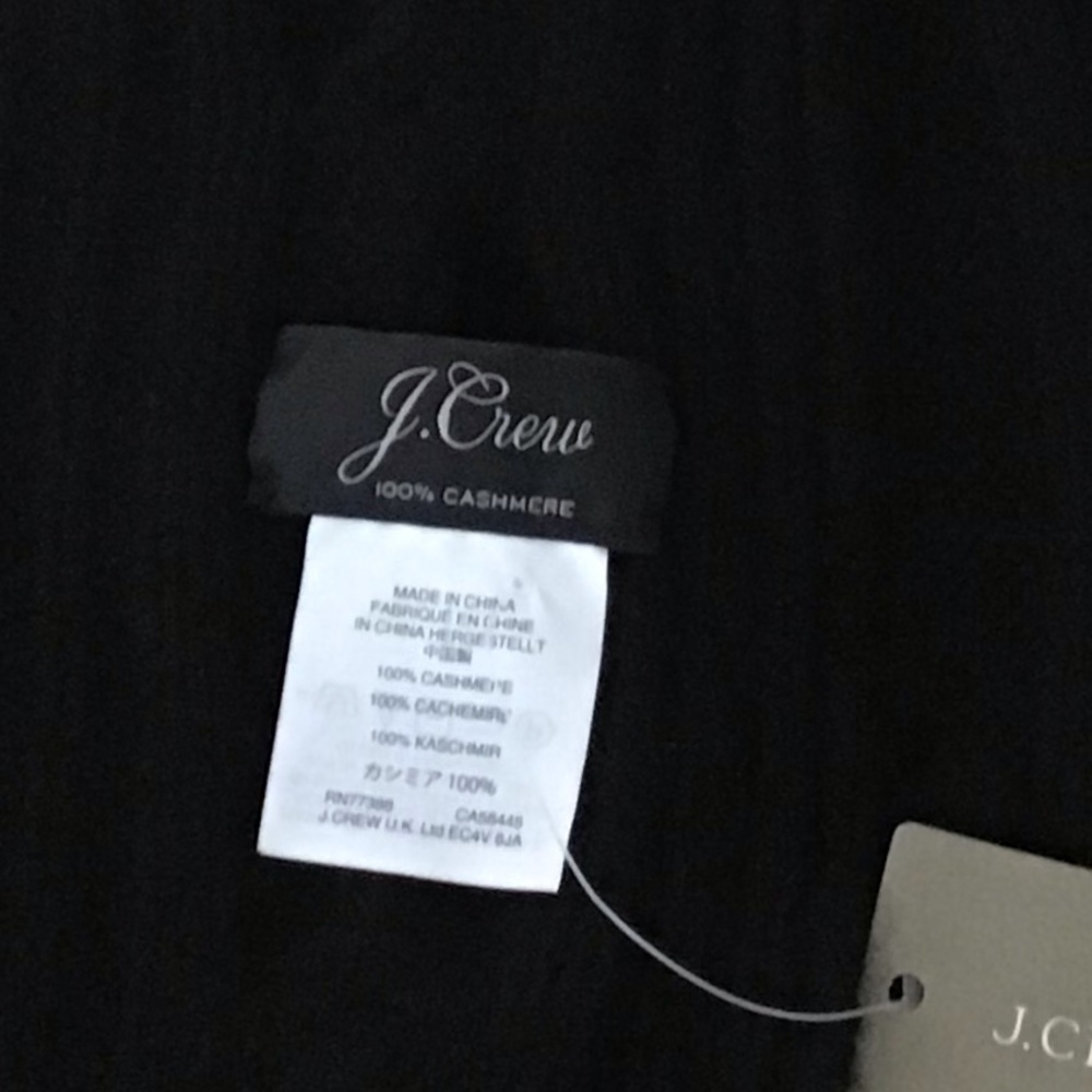 NEW J. Crew cashmere black scarf - Picture 6 of 6